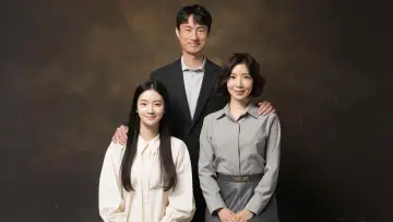 Backdrop for the TV series "Perfect Family" #1492939