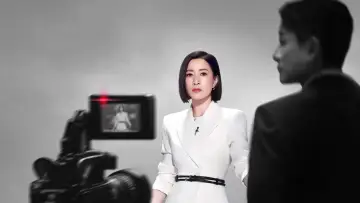 Backdrop for the TV series "The QUEEN of News" #1478997