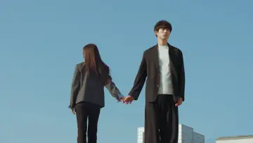 Backdrop for the TV series "What Comes After Love" #1494666