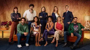 Backdrop for the TV series "Anything Goes" #1431207