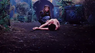 Backdrop for the TV series "Bodies" #1466673
