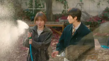 Backdrop к сериалу "In Your Radiant Season" #1478705