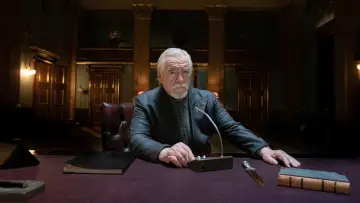 Backdrop for the TV series "007: Road to a Million" #1477342