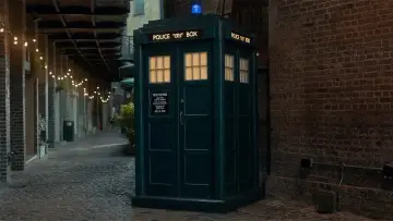 Backdrop к сериалу "Doctor Who" #1336710