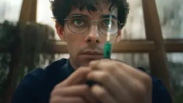 Backdrop к сериалу "The Gardener" #1483668