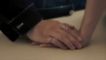 Backdrop for the TV series "Let Me Into Your Heart" #1670630
