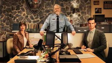 Backdrop for the TV series "Good Cop/Bad Cop" #1501659