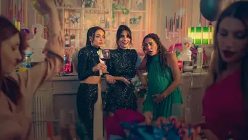 Backdrop for the TV series "Thank You, Next" #1442675