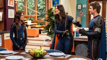 Backdrop for the TV series "The Thundermans: Undercover" #1476101