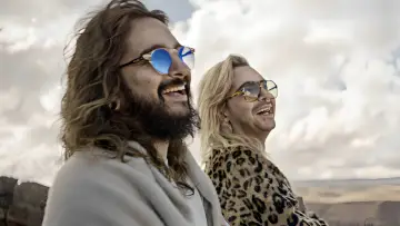 Backdrop for the TV series "Kaulitz & Kaulitz" #1413247