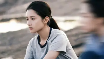 Backdrop for the TV series "Reborn" #1491022