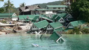 Backdrop for the TV series "Tsunami: Race Against Time" #1495133