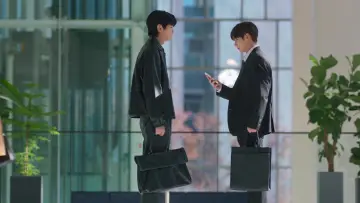 Backdrop for the TV series "Secret Relationships" #1508617