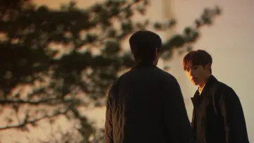 Backdrop for the TV series "Secret Relationships" #1508625