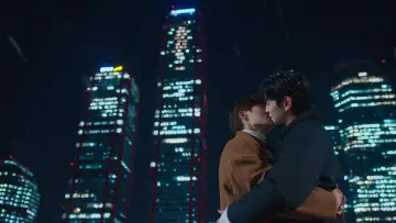 Backdrop for the TV series "Secret Relationships" #1508653