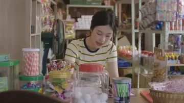 Backdrop for the TV series "Whale Store xoxo" #1506418
