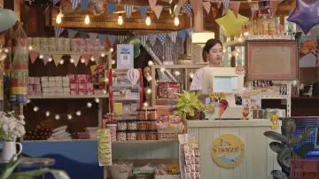 Backdrop for the TV series "Whale Store xoxo" #1506479