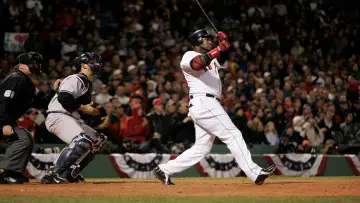 Backdrop for the TV series "The Comeback: 2004 Boston Red Sox" #1560318