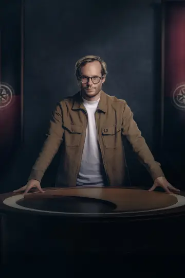 Poster for the TV series "De Verraders: De Ronde Tafel" #1655327