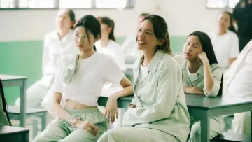 Backdrop for the TV series "ClaireBell" #1482724