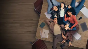Backdrop к сериалу "Not Suitable for Work" #1348701