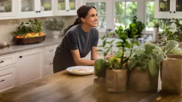 Backdrop for the TV series "With Love, Meghan" #1605709