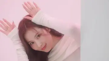 Backdrop for the TV series "Sana’s Fridge Interview" #1317386