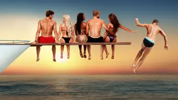 Backdrop for the TV series "Love Overboard" #1555998