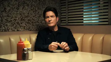 Backdrop к сериалу "aka Charlie Sheen" #1499144