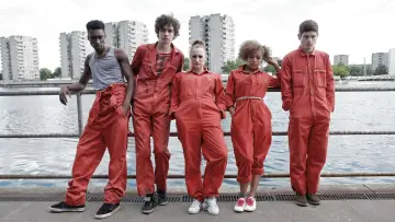 Backdrop for the TV series "Misfits" #1345177