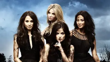 Backdrop for the TV series "Pretty Little Liars" #1282487