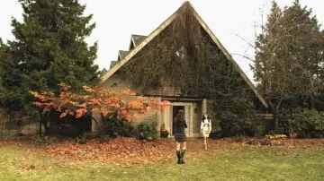 Backdrop for the TV series "Pretty Little Liars" #1282557