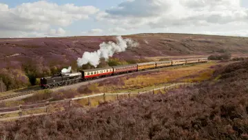 Backdrop for the TV series "Great British Railway Journeys" #1375323