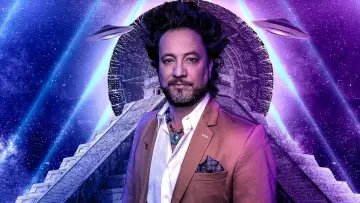 Backdrop for the TV series "Ancient Aliens" #1300379