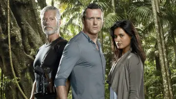 Backdrop for the TV series "Terra Nova" #1439130