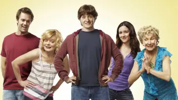 Backdrop for the TV series "Raising Hope" #1327885