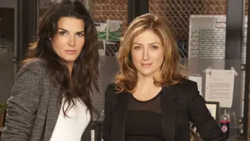 Backdrop for the TV series "Rizzoli & Isles" #1297219