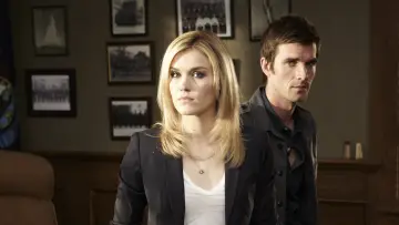 Backdrop for the TV series "Haven" #1463011