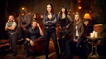 Backdrop for the TV series "Lost Girl" #1358312