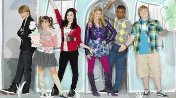 Backdrop for the TV series "Sonny with a Chance" #1461052