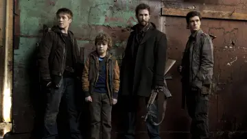 Backdrop for the TV series "Falling Skies" #1330132
