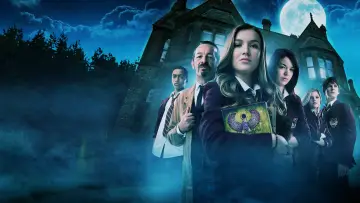 Backdrop for the TV series "House of Anubis" #1457326