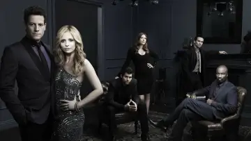 Backdrop for the TV series "Ringer" #1591988