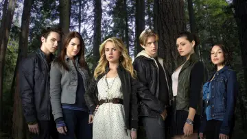 Backdrop for the TV series "The Secret Circle" #1465046