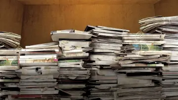 Backdrop к сериалу "Hoarders" #1411562