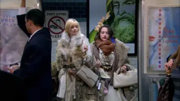 Backdrop for the TV series "2 Broke Girls" #1295839