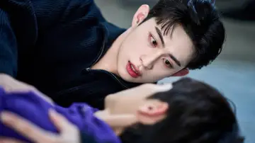 Backdrop for the TV series "My Secret Vampire" #1555218