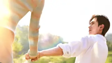 Backdrop for the TV series "Mind the Noona Gap" #1475180