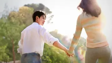 Backdrop for the TV series "Mind the Noona Gap" #1475181