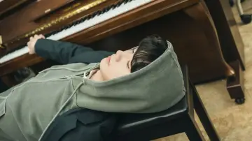 Backdrop for the TV series "Four Hands, Two Sonatas" #1472030